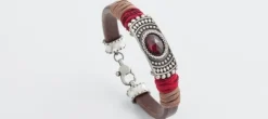 PULSERA RAIVE CUERO GRANATE