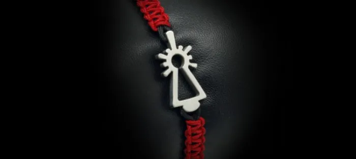 PULSERA VIRGEN NYLON GRANATE