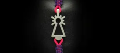 PULSERA VIRGEN NYLON MORADA/ROSA